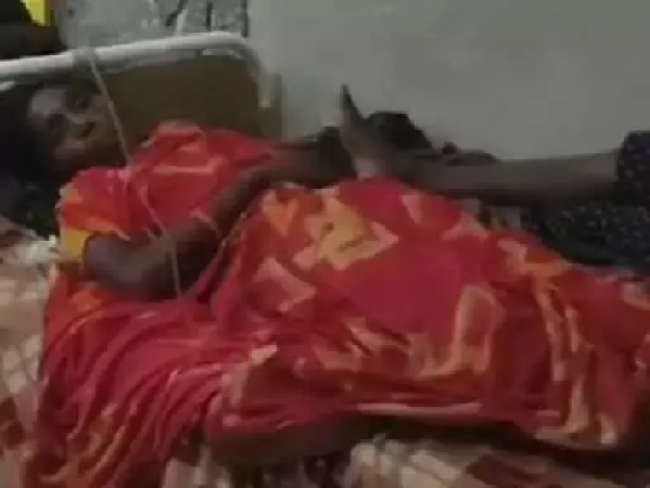 "कोरबा जिले के पाली विकासखंड के दो गांवों में डायरिया के प्रकोप से लगभग 40 लोग प्रभावित हुए। स्वास्थ्य विभाग ने हेल्थ कैंप लगाकर इलाज शुरू किया और स्थिति को नियंत्रित करने के लिए ठोस कदम उठाए जा रहे हैं।"