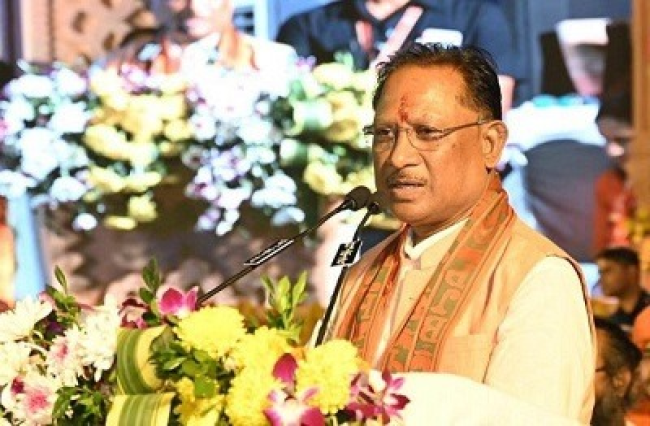 छत्तीसगढ़ के मुख्यमंत्री विष्णुदेव साय नुआखाई पर्व पर उत्कल समाज की शोभायात्रा में शामिल होते हुए, समाज के लोगों को बधाई देते हुए.