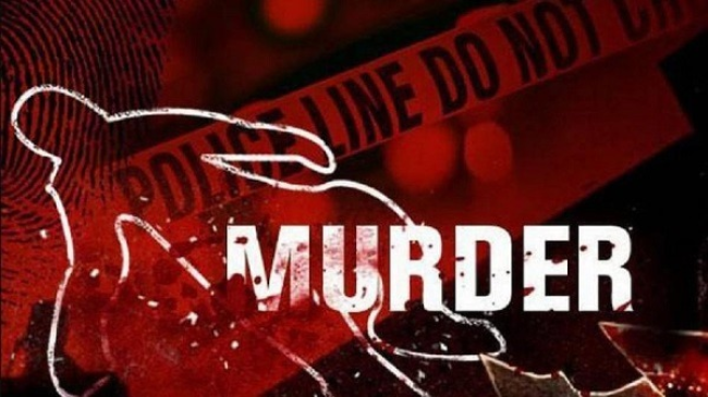 भिलाई के नंदिनी थाना क्षेत्र में गणेश चतुर्थी के दिन डीजे पर डांस के दौरान विवाद के परिणामस्वरूप तीन भाइयों की हत्या और एक व्यक्ति की गंभीर चोट की घटना की रिपोर्ट।