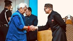 Jammu-Kashmir: जम्मू-कश्मीर के उपराज्यपाल मनोज सिन्हा ने शनिवार (19 अक्टूबर) को मुख्यमंत्री उमर अब्दुल्ला के नेतृत्व वाली कैबिनेट द्वारा जम्मू-कश्मीर