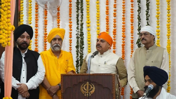 गुरु नानक देव जयंती