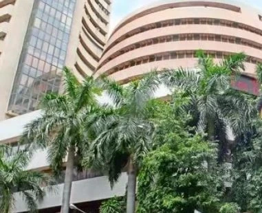 Stock Market Holiday: भारतीय शेयर बाजार में कल यानी बुधवार 20 नवंबर, 2024 को कामकाज नहीं होगा। कल