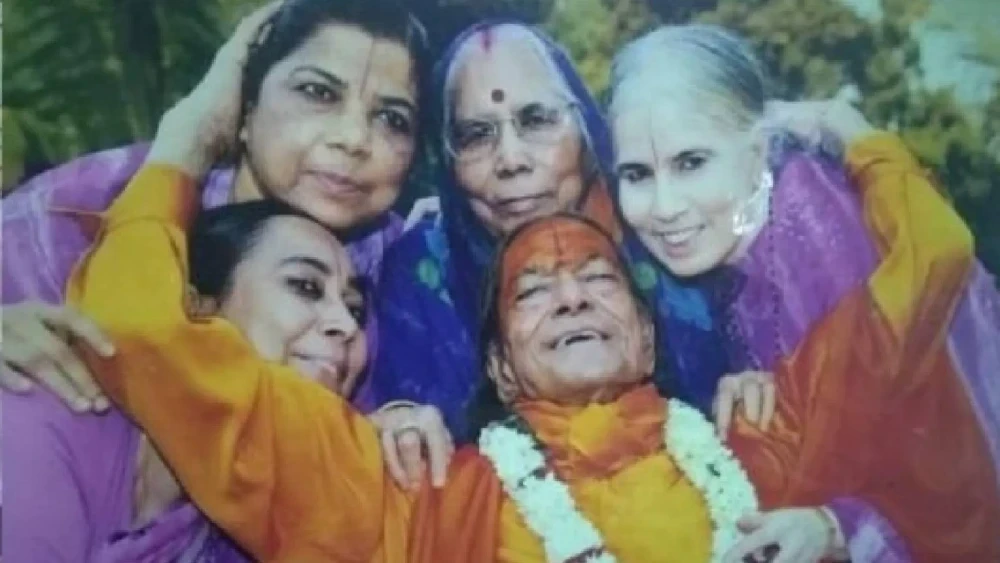 Jagadguru Kripalu Maharaj