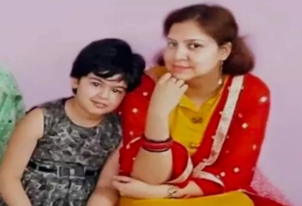 सूरजपुर डबल मर्डर केस में आरक्षक प्रदीप साहू की बर्खास्तगी पर आधारित रिपोर्ट