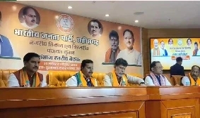 CG Politics: स्थानीय निकाय चुनाव की तैयारी में बीजेपी की संभागस्तरीय पदाधिकारियों की बैठक में एक साथ नगरीय निकाय के साथ त्रिस्तरीय