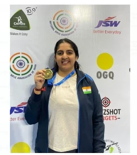 National Shooter Bandhavi Singh: 63वीं राष्ट्रीय निशानेबाजी चैंपियनशिप में 50 मीटर राइफल प्रोन स्पर्धा में मेजबान मध्य प्रदेश के