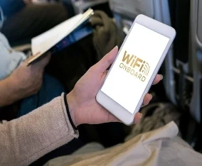 Air India: टाटा ग्रुप की एयरलाइन एयर इंडिया घरेलू उड़ान मार्गों पर वाई-फाई सर्विस लॉन्च करने वाली विमान कंपनी बन गई है। यह जान