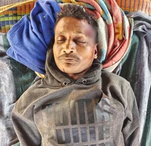 बीजापुर के ग्राम केशामुंडी में नक्सलियों द्वारा पुलिस मुखबिरी के शक में ग्रामीण की निर्मम हत्या।