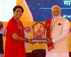 प्रधानमंत्री नरेंद्र मोदी ने कैंसर अस्पताल