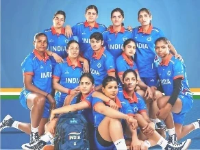 Asian Kabaddi Championship: छत्तीसगढ़ की प्रतिभाशाली कबड्डी खिलाड़ी संजू यादव ने राज्य का नाम रोशन किया है। एशियन कबड्डी चैंपियनशिप के लिए भारतीय टीम में चयनित होकर वह अंतरराष्ट्रीय स्तर पर खेलने वाली छत्तीसगढ़ की पहली