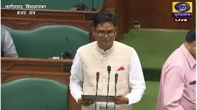 CG Budget 2025 Live: छत्तीसगढ़ विधानसभा में वित्त मंत्री ओपी चौधरी ने आज साय सरकार का दूसरा और राज्य का 25वां बजट पेश किया। इस दौरान वित्त मंत्री चौधरी ने पत्रकारों के लिए बड़ी घोषणाएं करते हुए बताया कि रायपुर प्रेस क्लब के