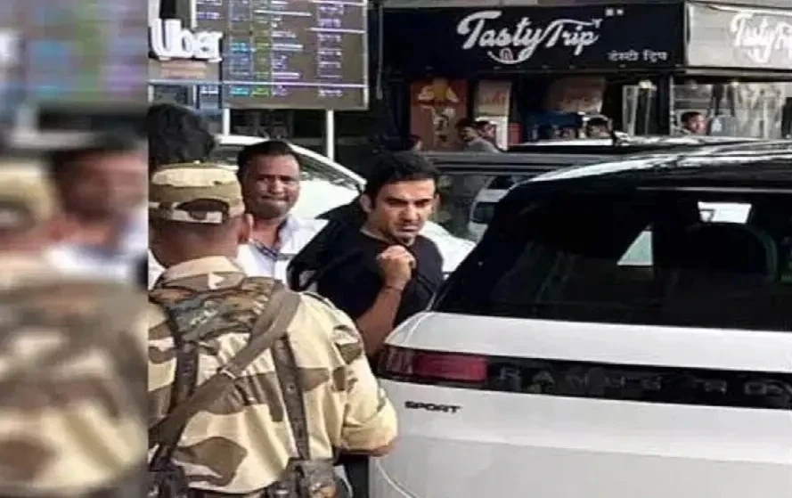 Gautam Gambhir CG Visit: रायपुर। भारतीय पुरुष क्रिकेट टीम के मुख्य कोच और पूर्व दिग्गज बल्लेबाज गौतम गंभीर 13 अप्रैल को रायपुर पहुंचे। उन्होंने क्रिक फेस्ट 2025 के उद्घाटन समारोह में हिस्सा लिया और छत्तीसगढ़ में क्रिकेट को