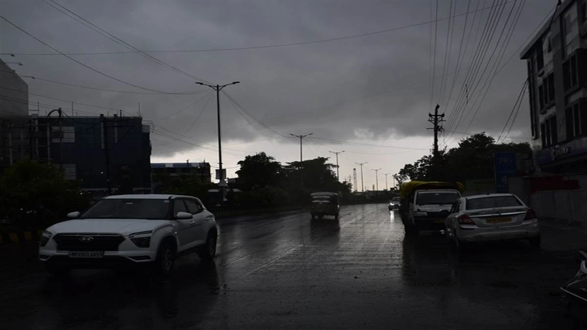 CG Weather Update: छत्तीसगढ़ में प्री-मानसून की दस्तक, बारिश और तेज हवाओं ने बदला मौसम का मिजाज CG Weather Update: छत्तीसगढ़ में प्री-मानसून की दस्तक, बारिश और तेज हवाओं ने बदला मौसम का मिजाज