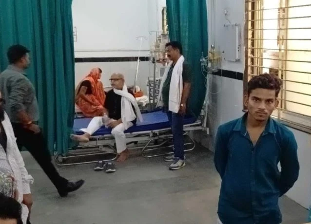 Patwari caught taking bribe