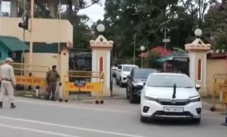 stir to form a sudden government in Manipur, BJP leaders met governor