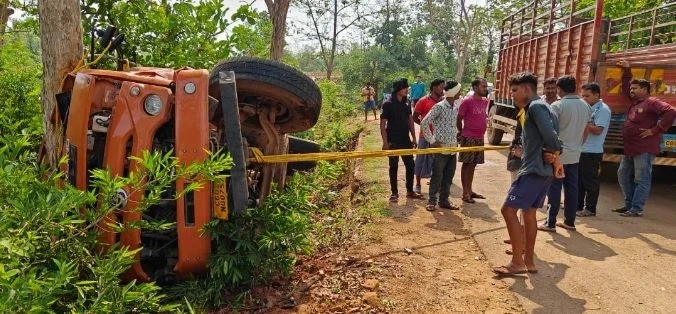 CG accident: Majda vehicle caused by tendu leaf laborers, 3 killed, 9 injured