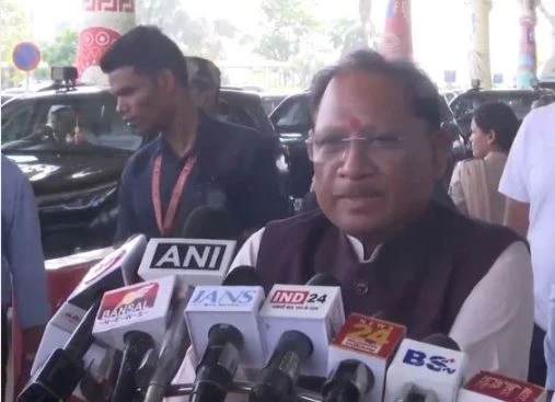 CG News: Chief Minister Vishnudev Sai returned to Raipur, said. Discussion with PM on development of state and Bodhghat project