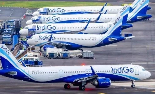 Indigo Flight: Technical fault in Indigo's Lucknow flight in Chandigarh, 160 passengers deboarded before takeoff
