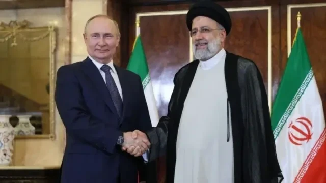 Russia in support of Iran