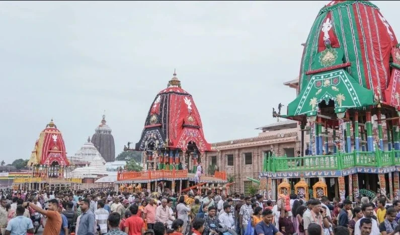 Lord Jagannath Rath Yatra: देशभर में भगवान जगन्नाथ की रथयात्रा आज, पूजा-विधि के साथ सवारी पर निकलेंगे भगवान