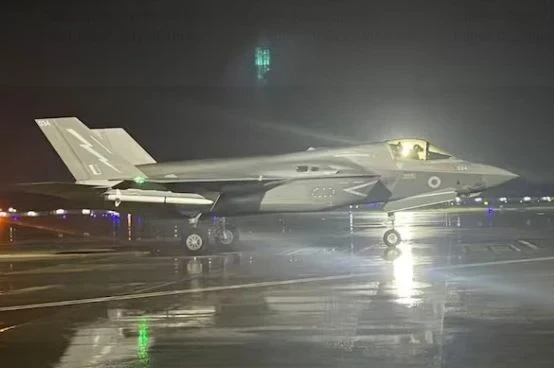 Engineers from UK arrived in Kerala, British Royal Navy, F-35 fighter jet