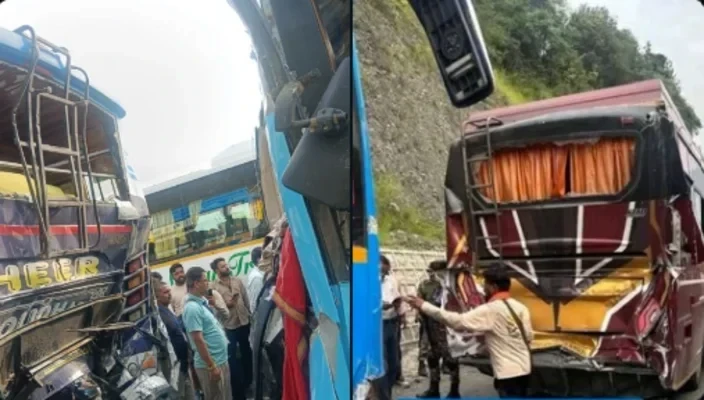 Jammu Kashmir: Amarnath convoy bus accident visuals