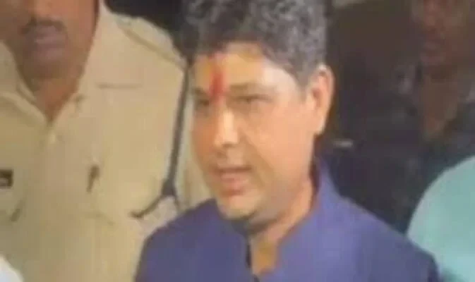 सूर्यकांत तिवारी कोयला लेवी घोटाले में रायपुर सेंट्रल जेल में, कोर्ट ने शिफ्टिंग अर्जी खारिज की।