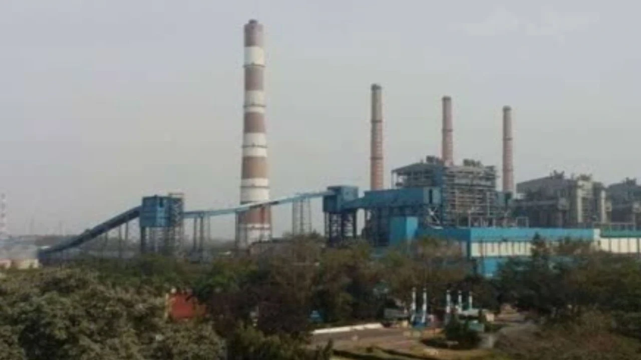 बिलासपुर के सीपत NTPC प्लांट में टूटा प्री-एयर हीटर प्लेटफॉर्म, बचाव कार्य और पुलिस जांच