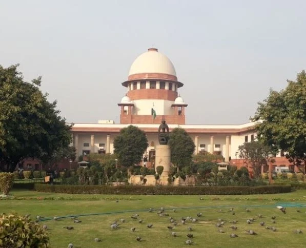 सुप्रीम कोर्ट में जस्टिस अराधे और पंचोली का शपथ ग्रहण, मुख्य न्यायाधीश गवई के साथ।