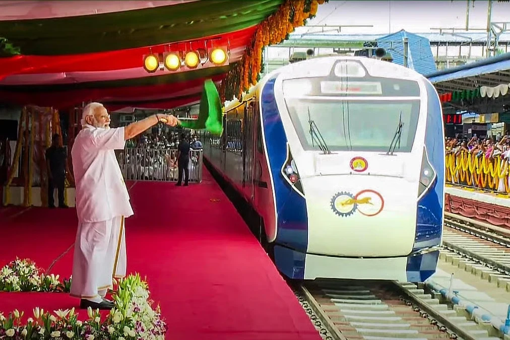 Pm Modi-Vande Bharat Trains