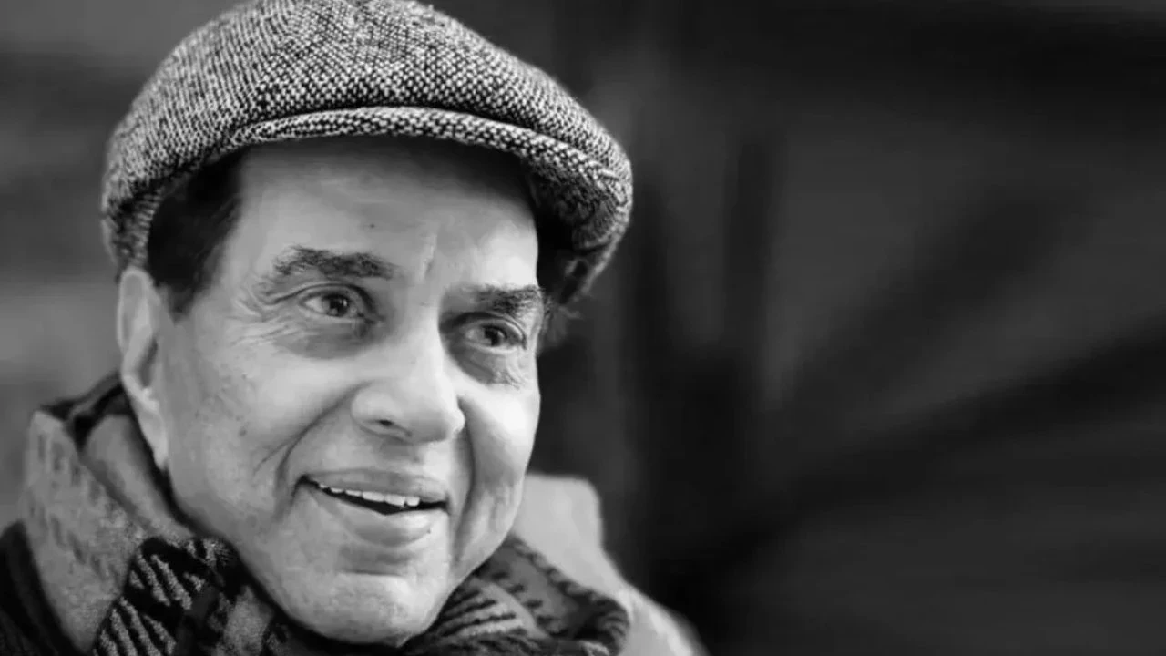 Bollywood actor Dharmendra is no more