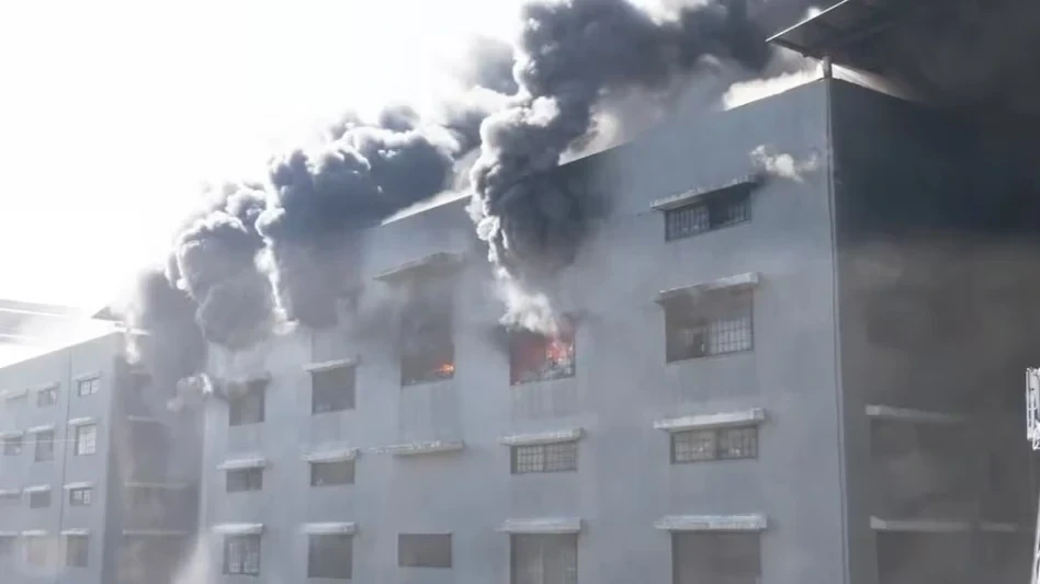 Fire Breaks out in Surat's Textile Market