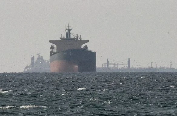 Strait of Hormuz, container ship attack, IRGC, Iranian gunboat