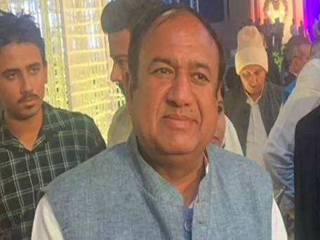ED arrests Congress MLA Surender Panwar over illegal mining money laundering. The case involves searches and arrests linked to mining fraud and the 'e-Ravan' scheme in Haryana.