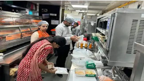 Raipur City News: नियंत्रक खाद्य और औषधि प्रशासन की टीम ने देर रात राजधानी रायपुर के दो मॉल की जांच की। राजधानी रायपुर के मैग्नेटो मॉल में खाद्य पदार्थों की जांच के दौरान केएफसी में खाद्य पदार्थों को तलने में उपयोग किए जाने वाले फ्राईंग ऑयल का
