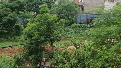 Raipur Breaking : मोहबा बाजार के पास बड़ी घटना टली, चलती मालगाड़ी के डिब्बे हुए अलग, देखें वीडियो...