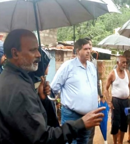एनएमडीसी किरंदुल परियोजना ने आज हुई भारी बारिश में भी दिखाई राहत और बचाव कार्य में तत्परता एनएमडीसी किरंदुल परियोजना ने आज हुई भारी बारिश में भी दिखाई राहत और बचाव कार्य में तत्परता